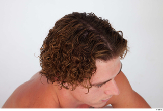 Lyle brown curly hair 0008.jpg